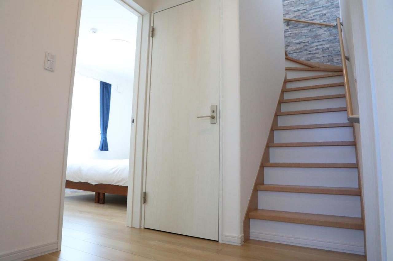 Вилла Kashiwa House Фурано Экстерьер фото