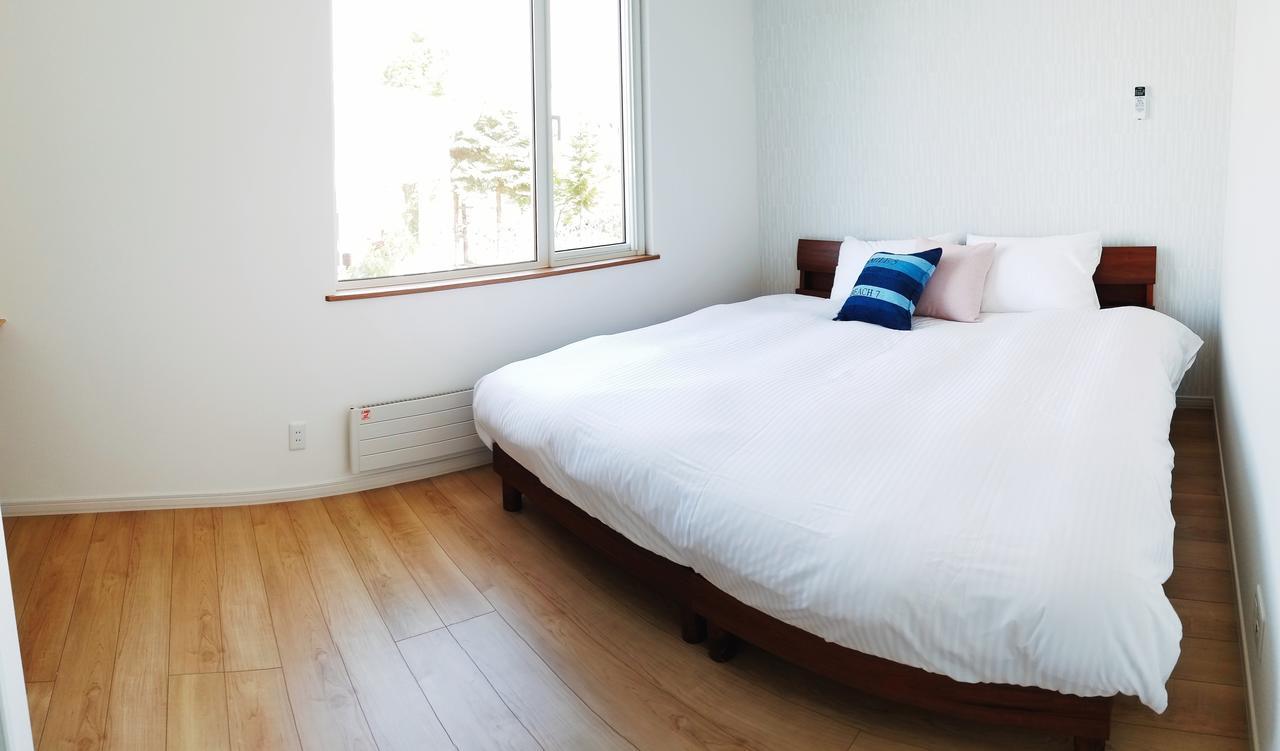 Вилла Kashiwa House Фурано Экстерьер фото