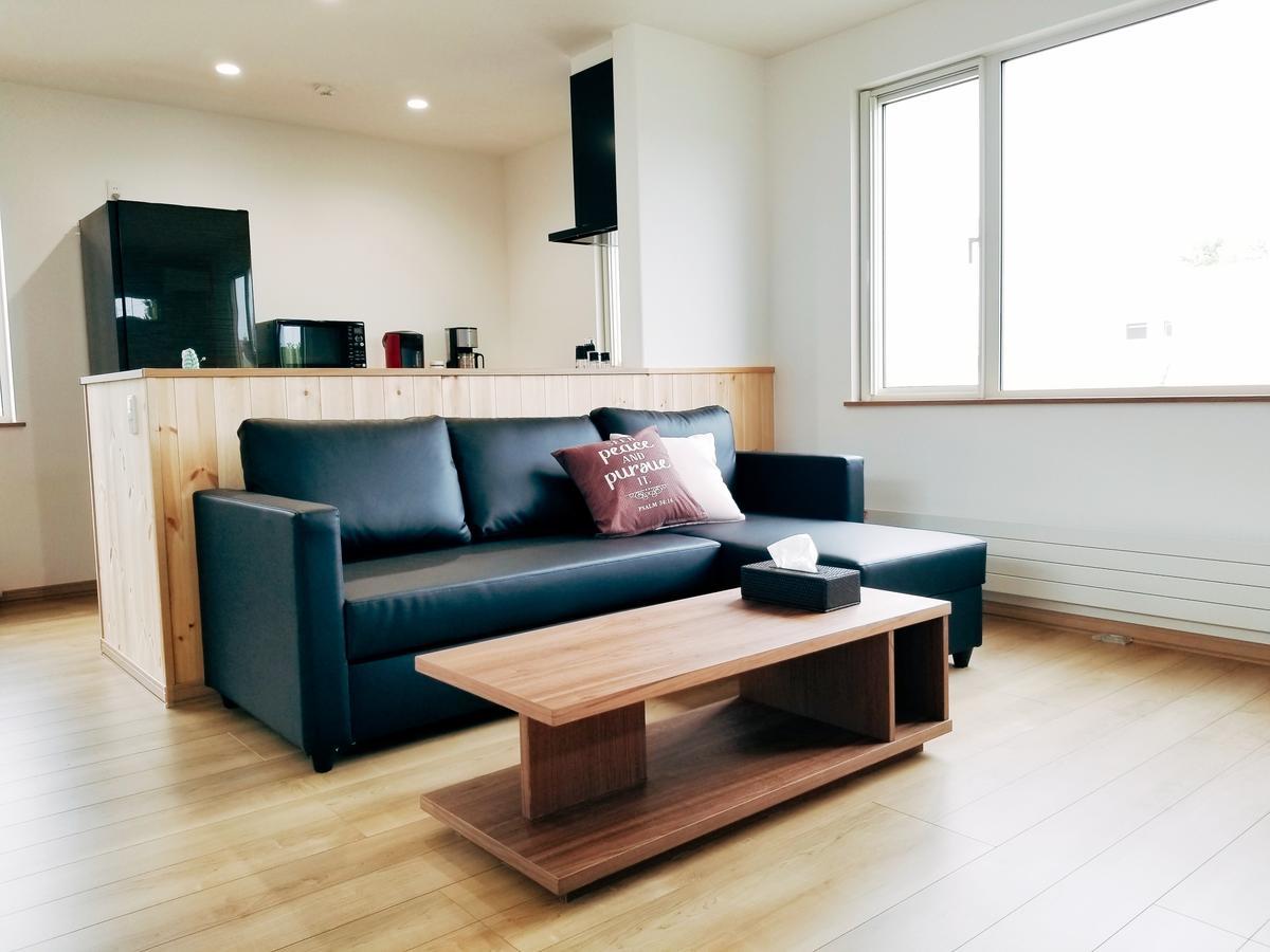 Вилла Kashiwa House Фурано Экстерьер фото